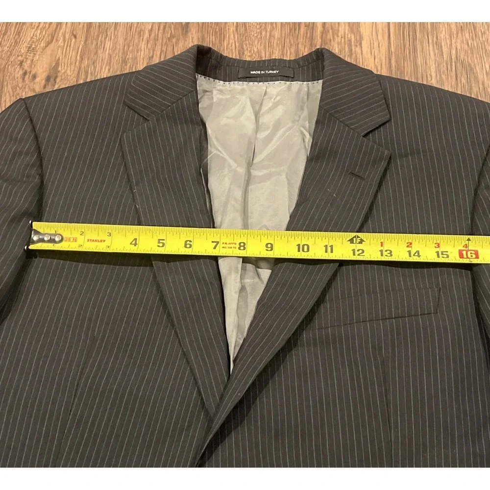 Hugo Boss Men's Wool Color Dark Grey Stripes Blazer Jacket 46L